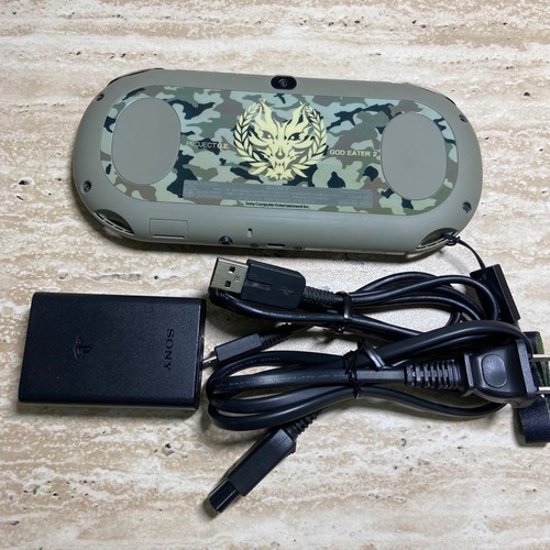Psp vita 2000 god eater - god, 2